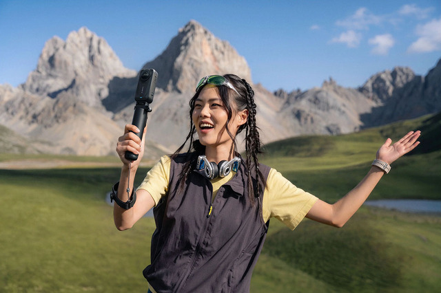 Insta360 發表新一代旗艦全景相機 X6,主打「三機合一」跨界定位與感光元件再升級