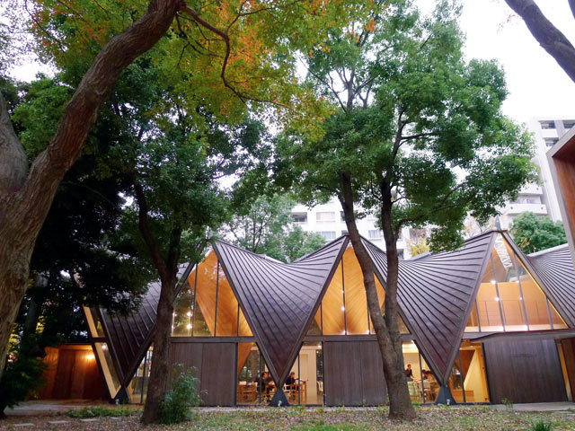 都營大江戶線 探索新舊交織的東京大學本校園 Digiphoto
