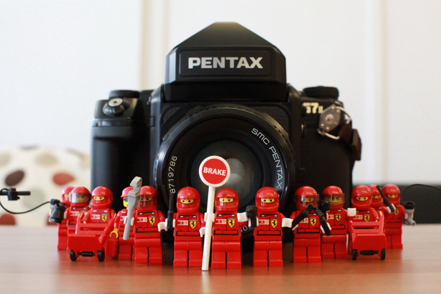 小百 × Pentax 67 II 拍人像，追尋生活中最平凡的感動 | DIGIPHOTO