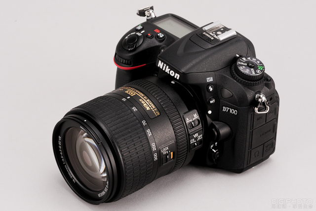 Nikon AF-S DX 18-300mm f/3.5-6.3G ED VR 夏日荷花實戰| DIGIPHOTO