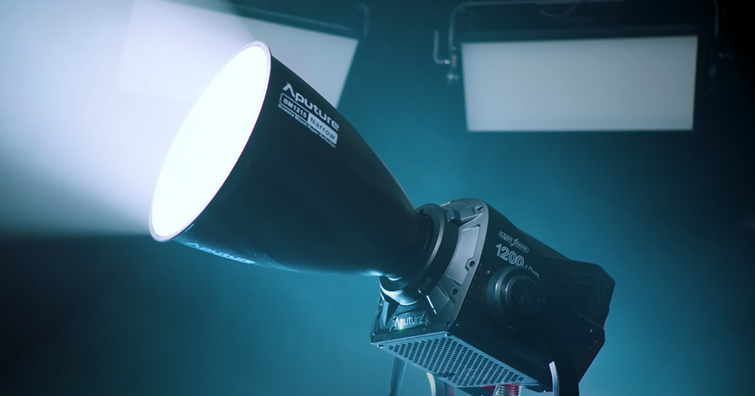 Aputure 光風暴系列亮度達 LS 1200D Pro，為影視從業者提供澎湃創作力！