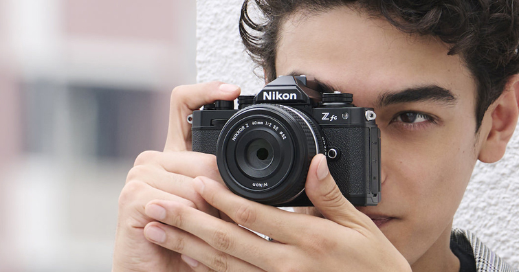 與Z fc相機匹配的傳統設計，Nikon Nikkor Z 40mm f/2 （SE）定焦鏡發售，建議售價約NT$ 9,800
