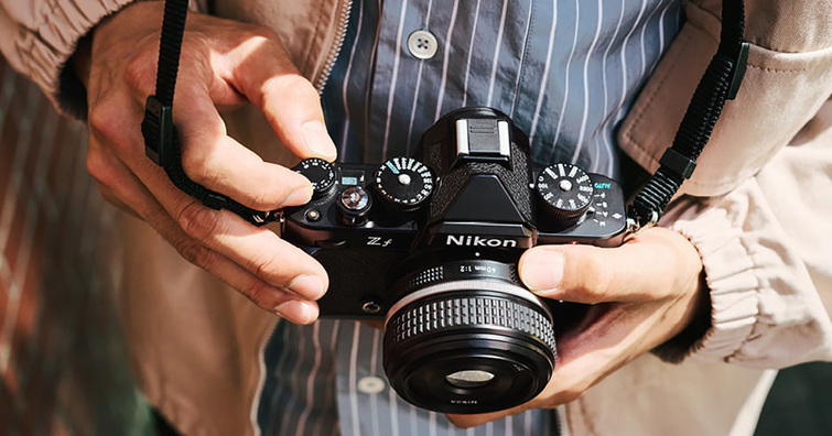 Nikon宣布搭配Z 40mm F2 SE套裝版的Zf供不應求！交貨時間可能需要延長