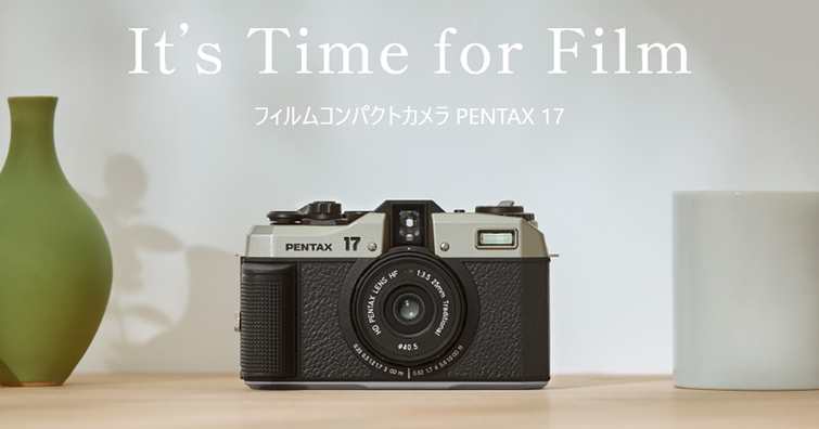 PENTAX lance officiellement l’appareil photo argentique léger PENTAX 17 ! Utilise le format demi-image, conçu pour la prise de vue en image droite |